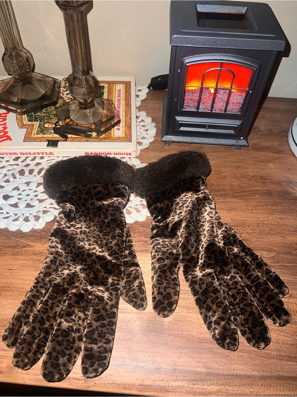 Faux Fur Cuff Leopard Print Women’s Gloves
